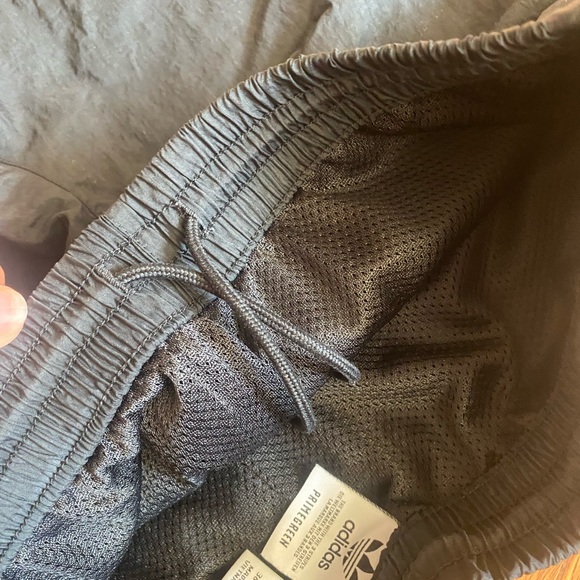 Adidas shorts - Picture 5 of 5